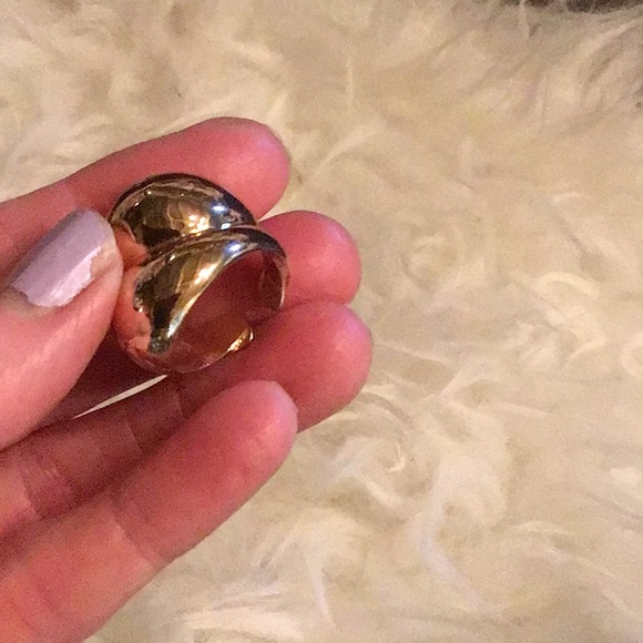 NEW! Seashell conch ring - Picture 3 of 5